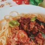 Plantbased Tuesday: Vegan pastasaus met walnoten en spinazie