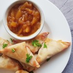 Zoete aardappel samosa met mango chutney | Plantbased Tuesday