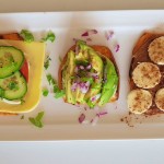 3 verschillende belegde zoete aardappel toast | Plantbased Tuesday